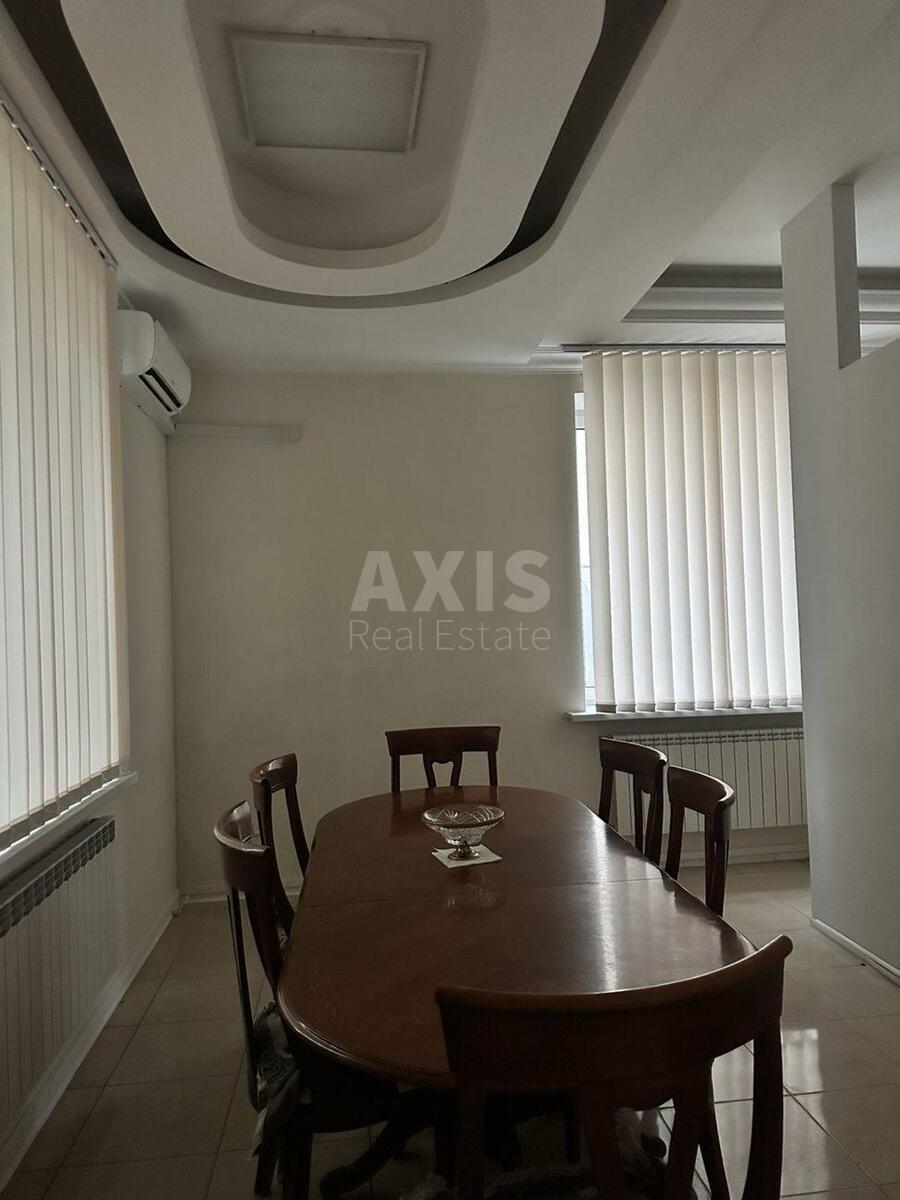 Объект торговли ул. Поддубного Ивана 20/27, 442м26115018