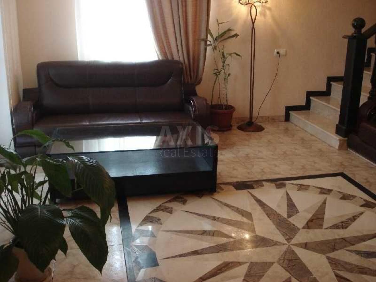 Дoм ул. Продольная 1-я, 270м2, город Киев625471