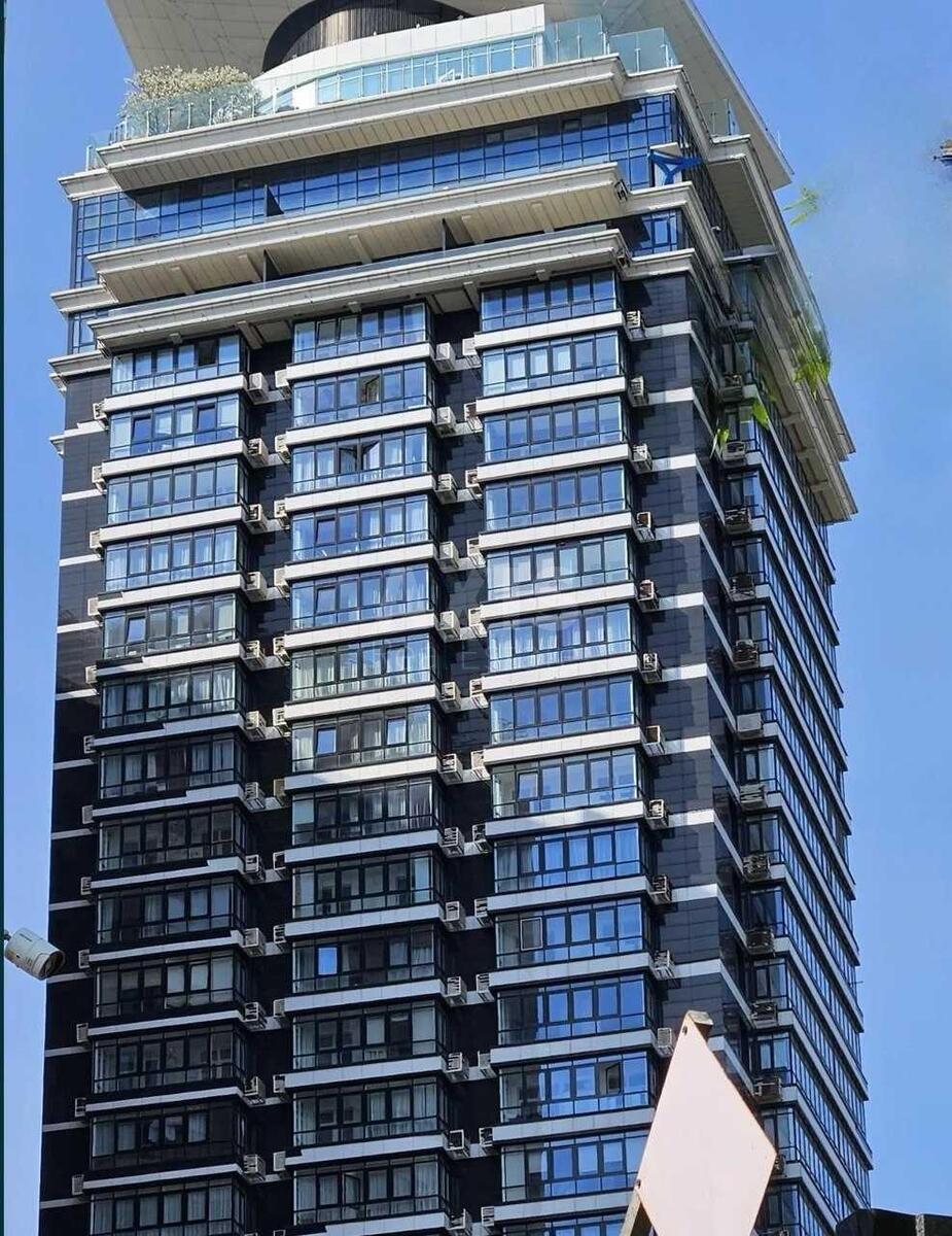 2k apartment bul. Lesi Ukrai'nky 7