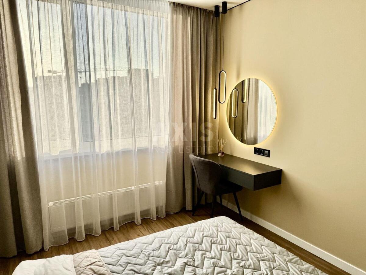 1k apartment vul. Rodyny Kristeriv 14578218