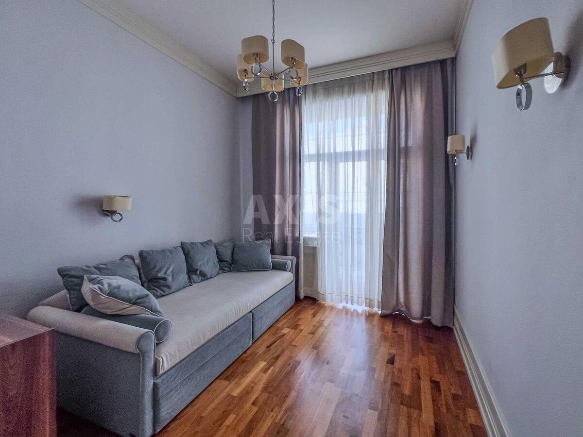 4k apartment vul. Rejtars'ka 1111