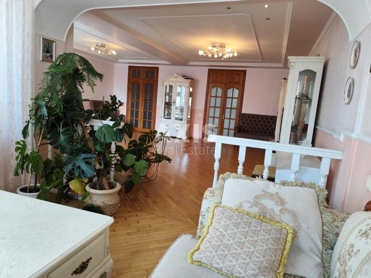 3k apartment pr-t Volodimira Іvasyuka 24А580844