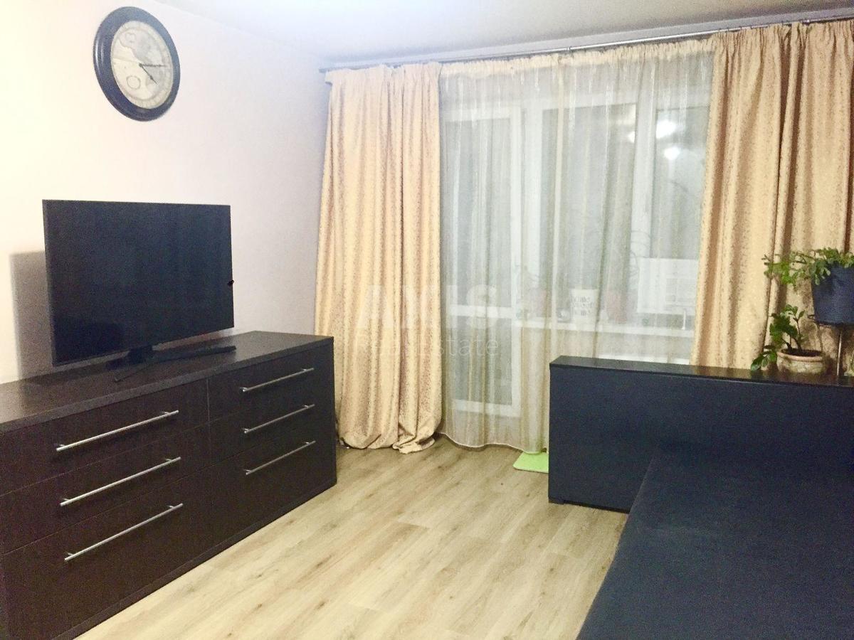 2k apartment vul. Volodymyra Sal's'kogo 81