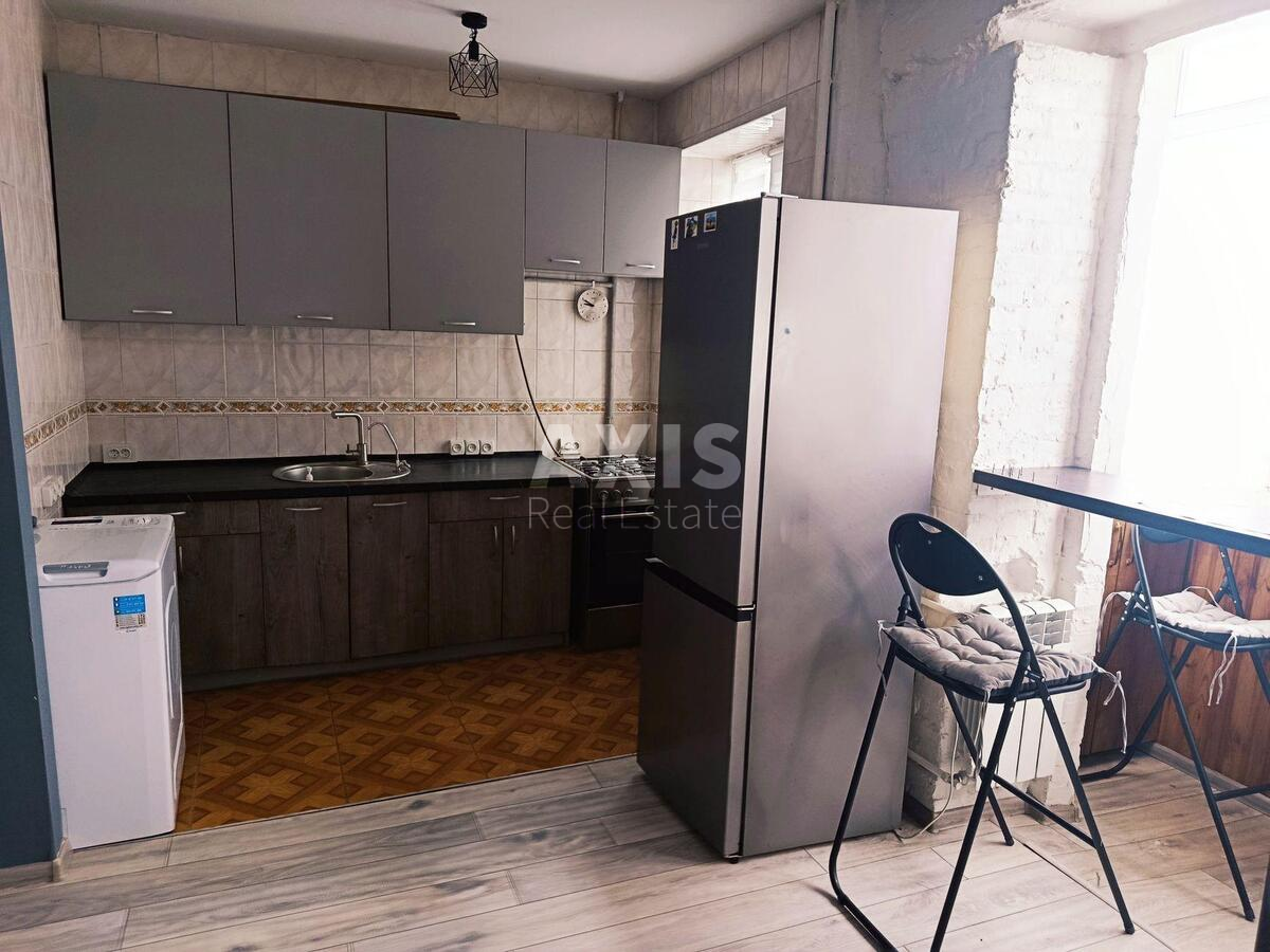 1к квартира ул. Набережно-Крещатицкая 3554213