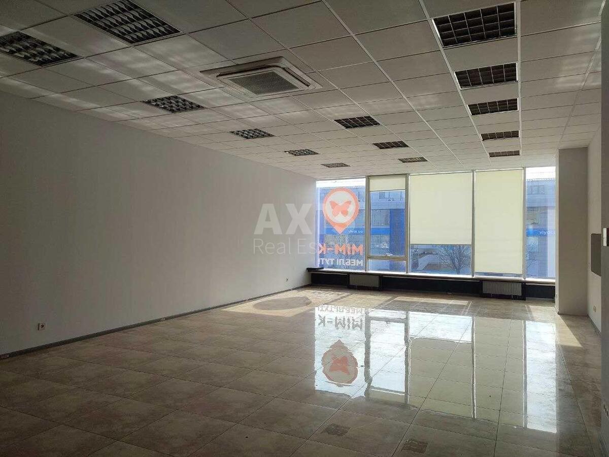 Office vul. Kyrylivs'ka 160, 517m2