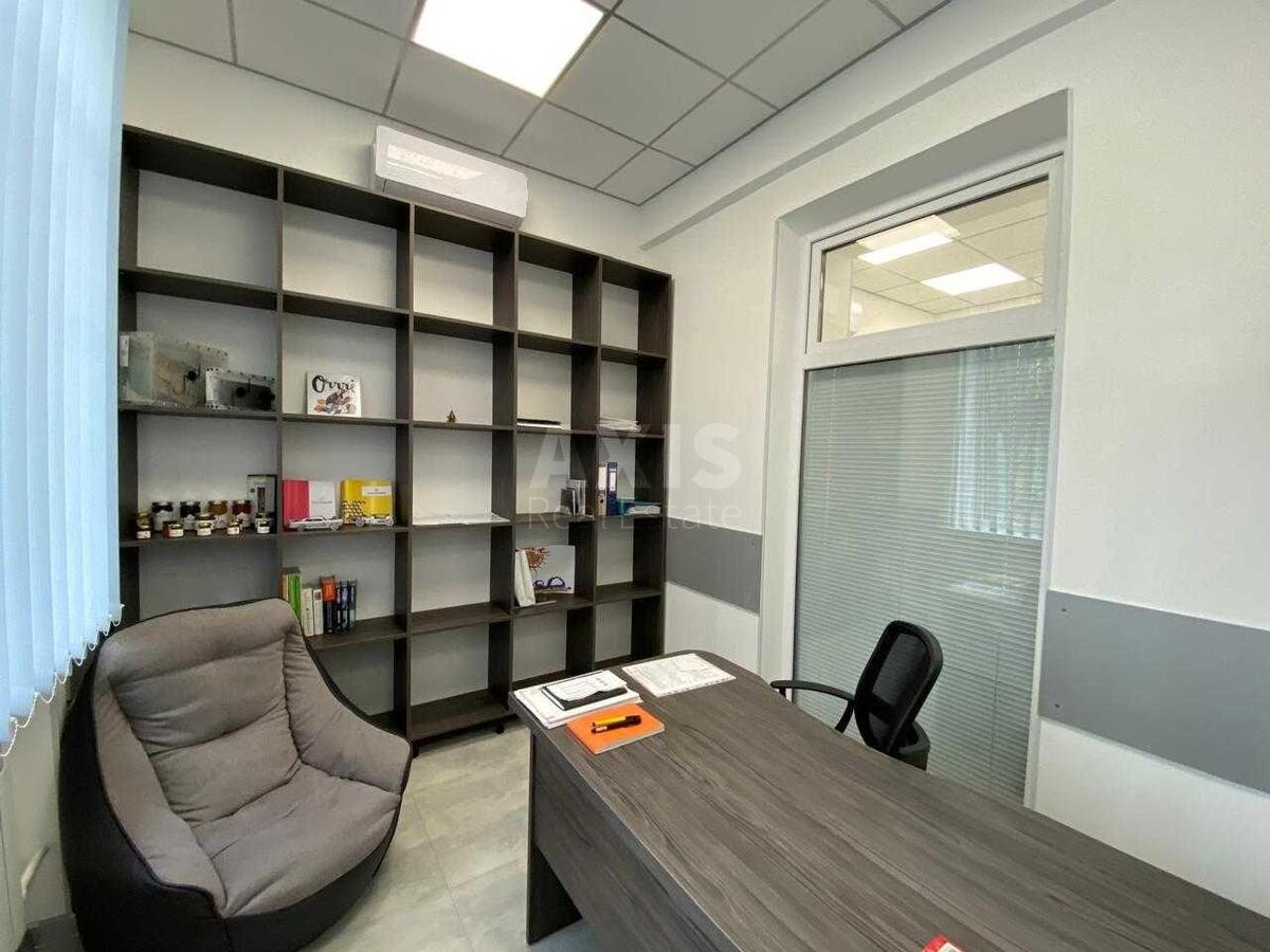 Office vul. Gonchara Olesja 67, 90m259463