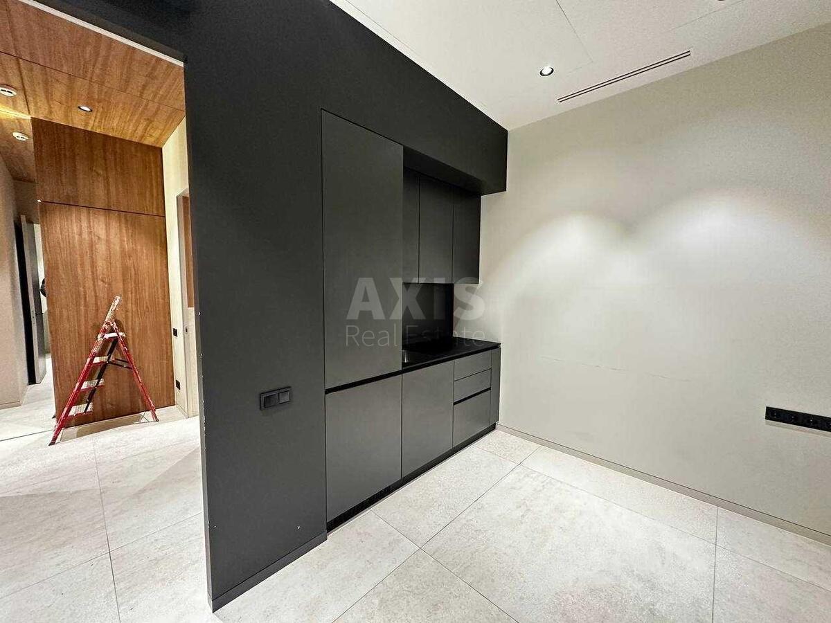 Office prov. Kutuzova 3, 250m28