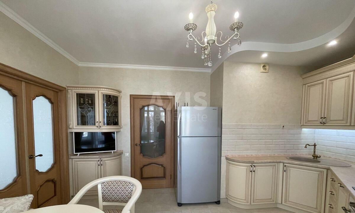 2k apartment vul. Bakyns'ka 37Д0
