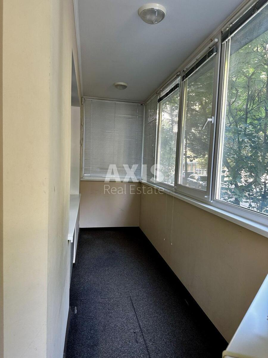 Office prov. Ipsylantijevs'kyj 5, 100m2586788