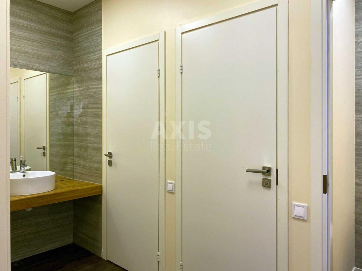 Office vul. Teligy Oleny 6, 472m211