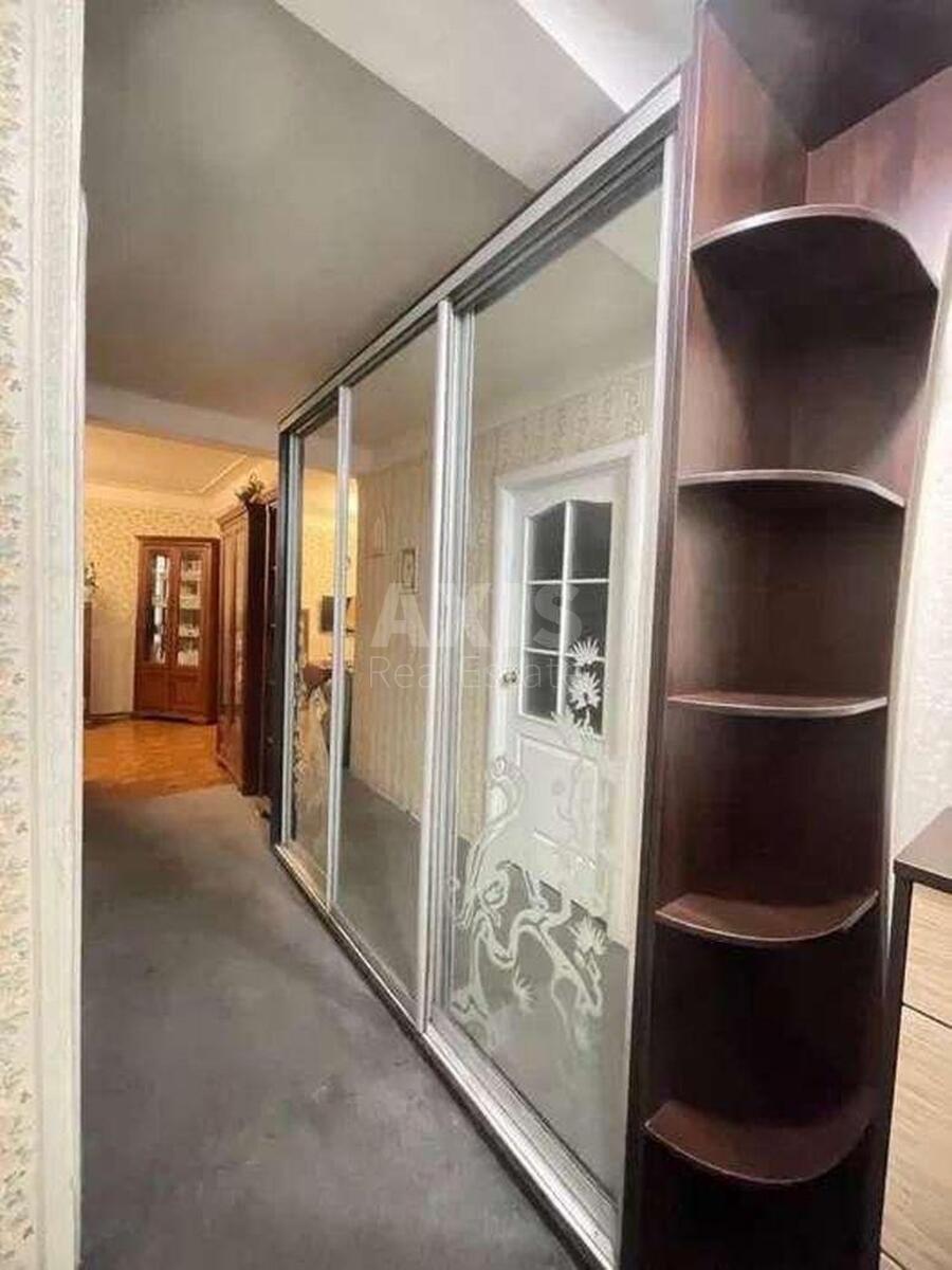 3k apartment vul. Jordans'ka 223