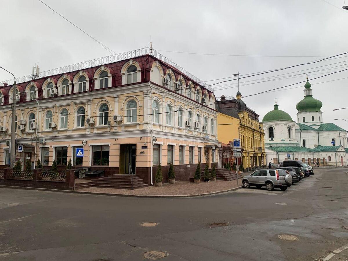 Office vul. Horyva 1А, 117m2