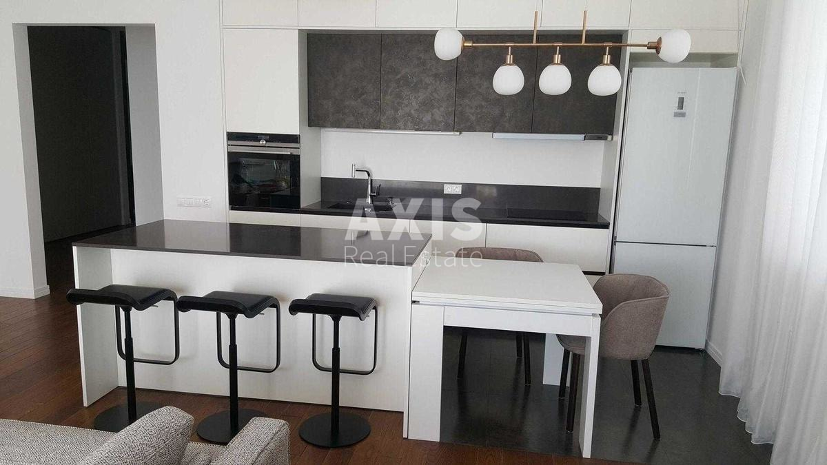 2k apartment vul. Barbjusa Anri 37/10