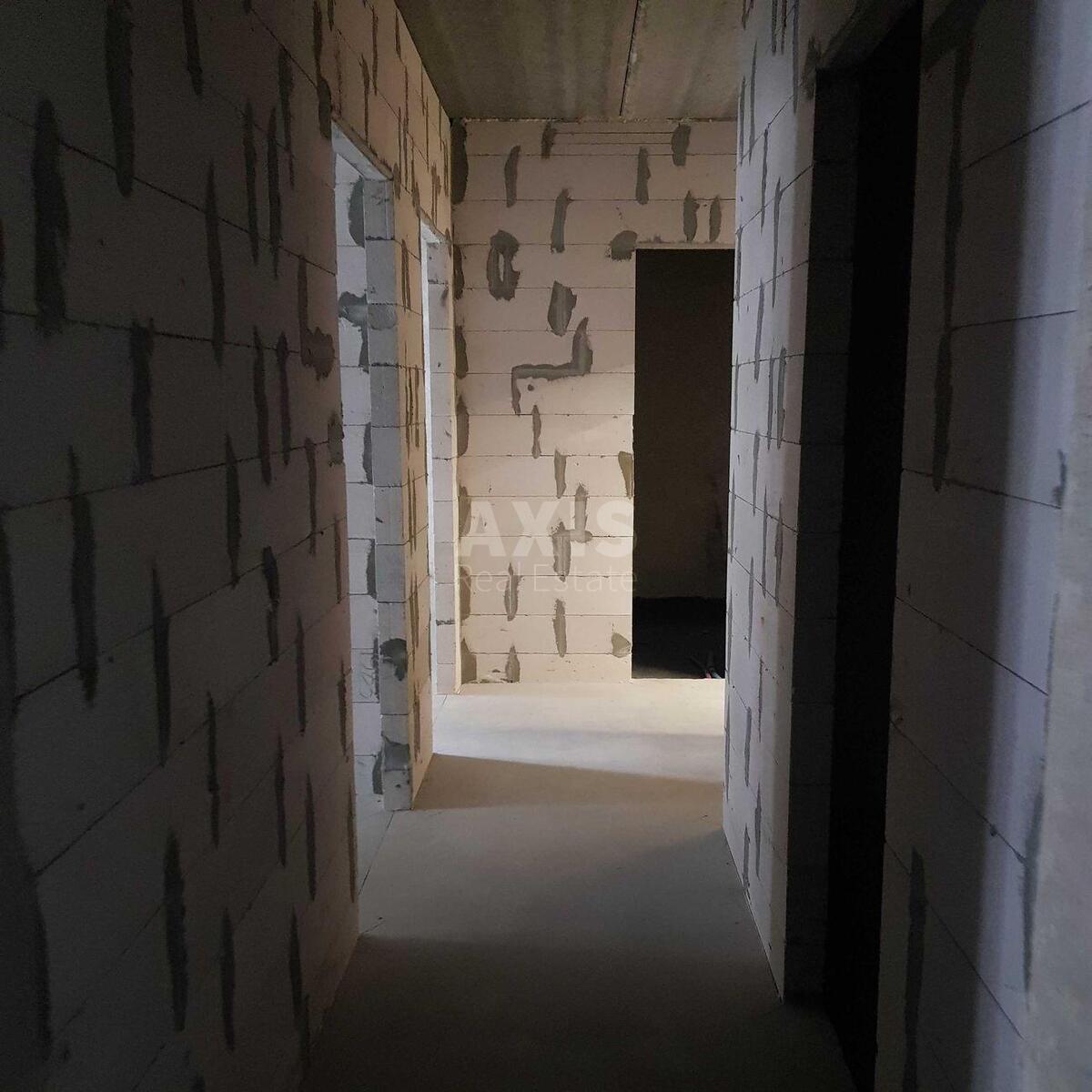 2k apartment vul. Myhajla Maksymovycha 243