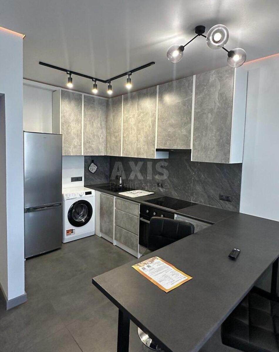 2k apartment vul. Oleksandra Olesja 5А