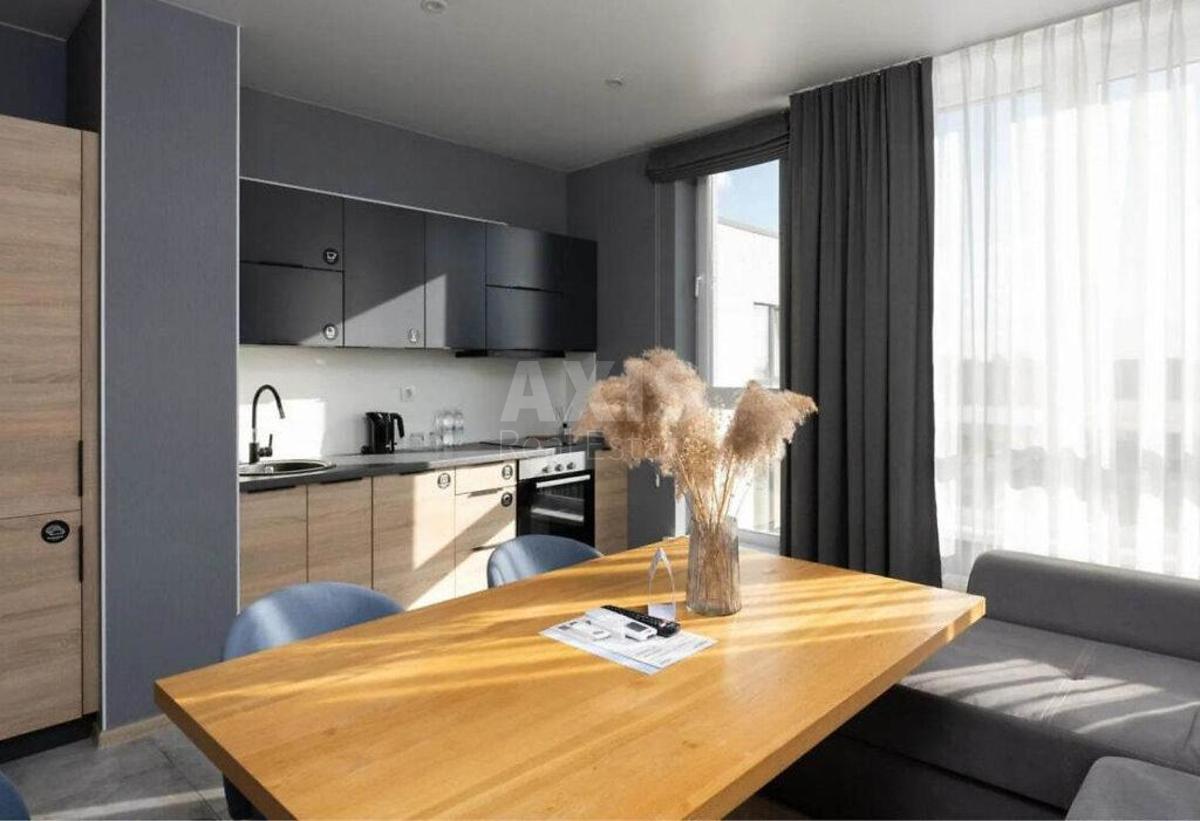 2k apartment vul. Syrec'ko-Sadova 10