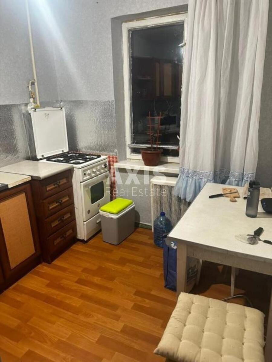 1k apartment vul. Chervonozavods'ka 2/13