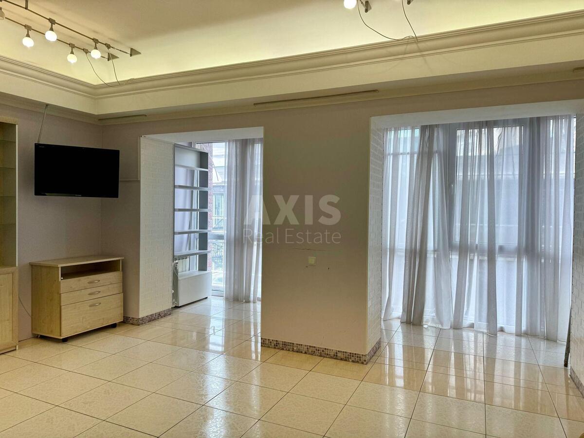 Office pr-t Geroi'v Stalingrada 2Г, 237m23