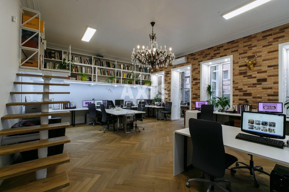 Офис ул. Дмитриевская 44А, 330м2