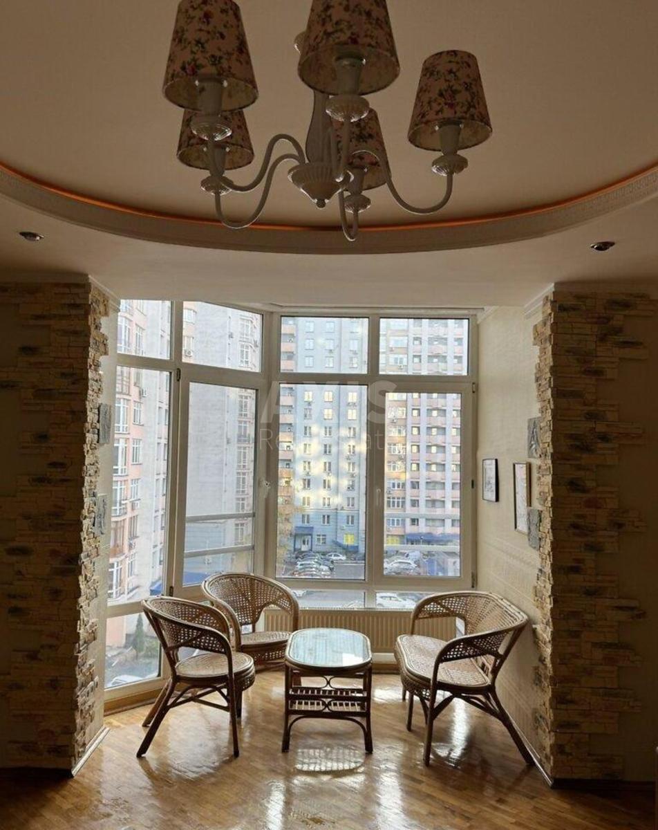 2k apartment vul. Yulia Zdanovska 46/11
