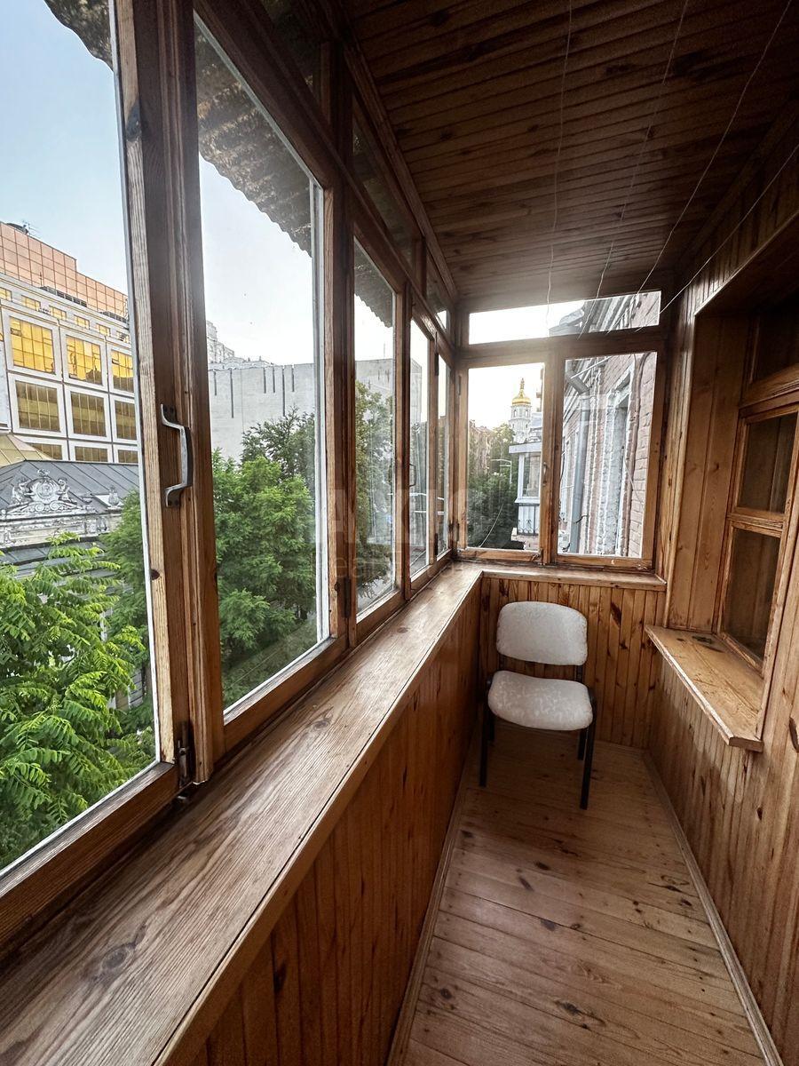 2k apartment vul. Sofii'vs'ka 83