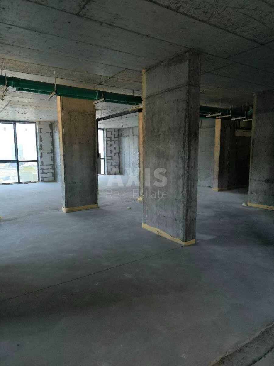Service object vul. Myhajla Maksymovycha 32В, 220m2606113