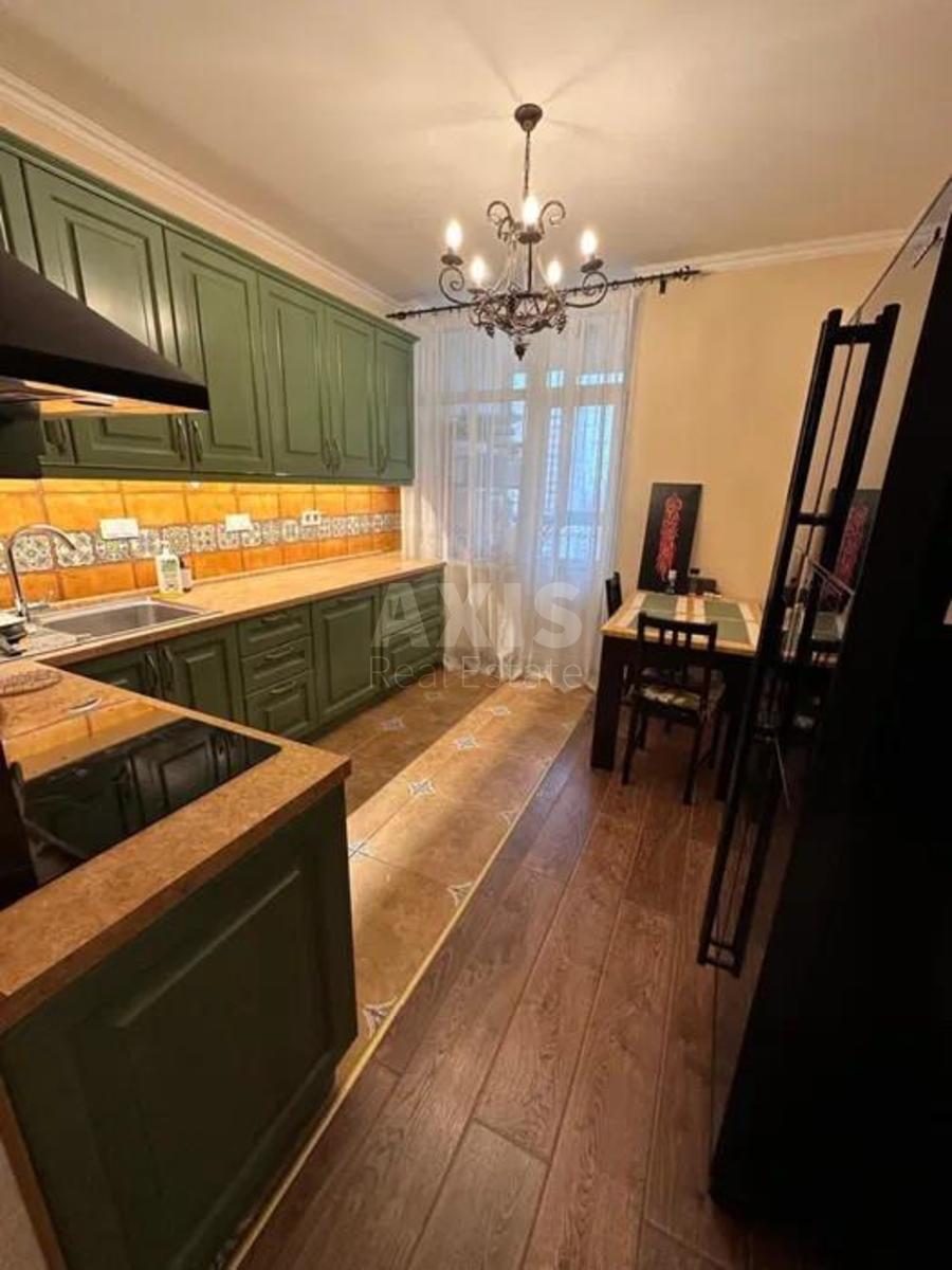 2k apartment vul. Zarichna 1