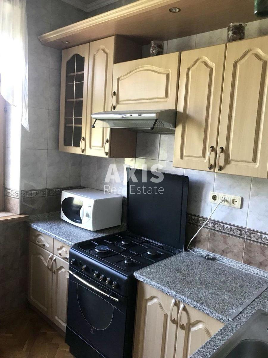 2к квартира вул. Петропавлівська 40