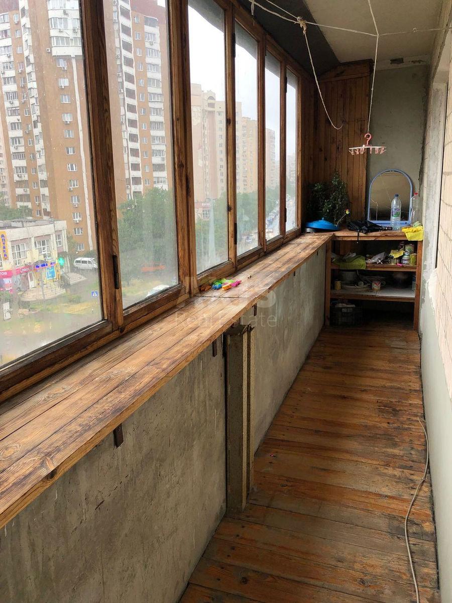 2k apartment vul. Vyshnjakivs'ka 84