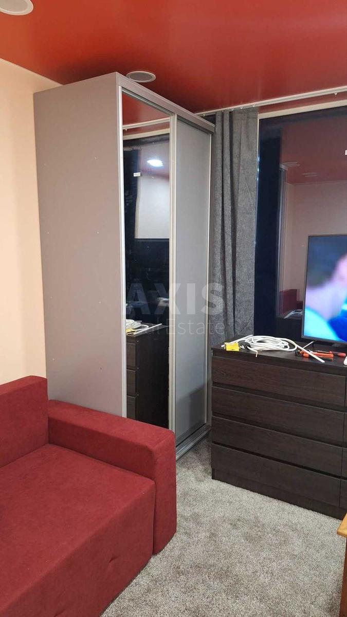 1k apartment vul. Pan'kivs'ka 20/827