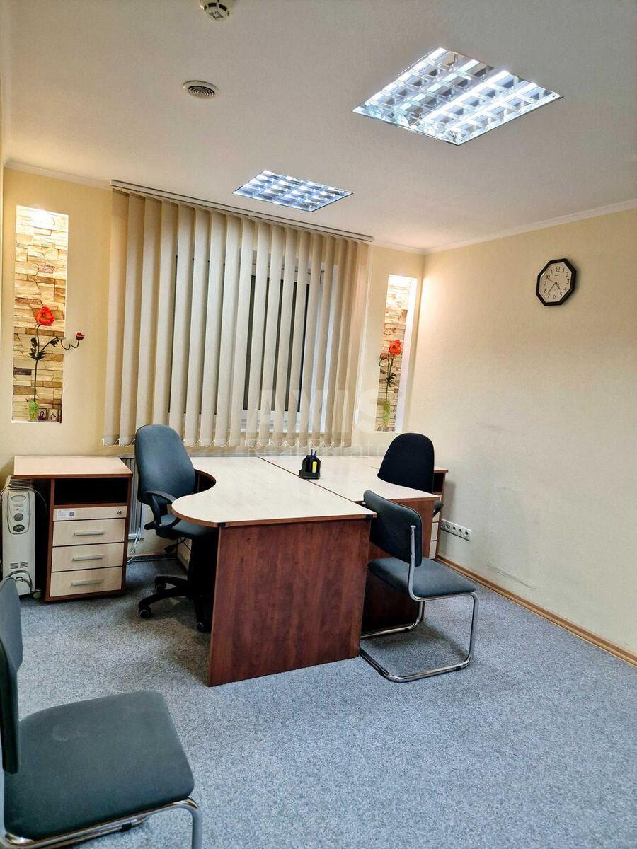 Office vul. Vasyl'kivs'ka 49/1, 45m2565997