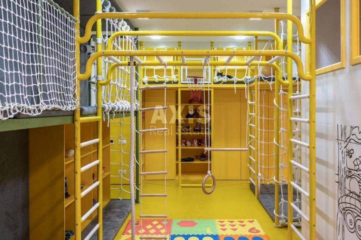 5k apartment vul. Dragomyrova Myhajla 2017
