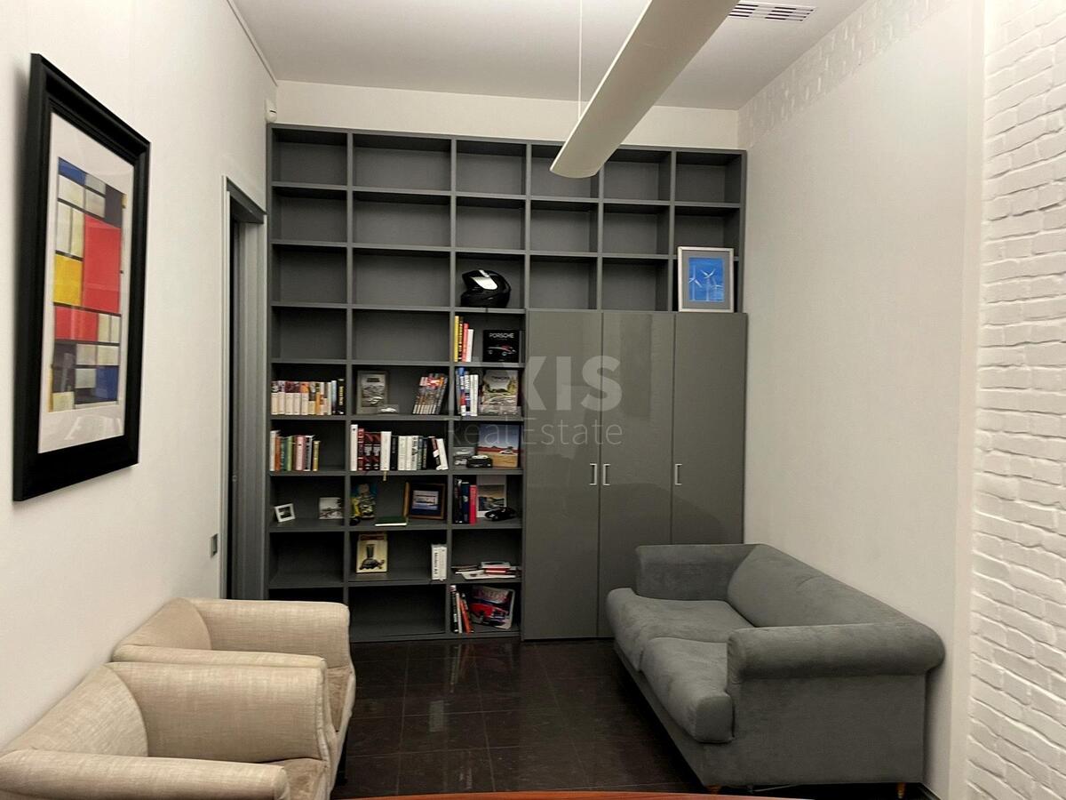 Office vul. Kamjenjeva Komandarma 4, 61m26242813