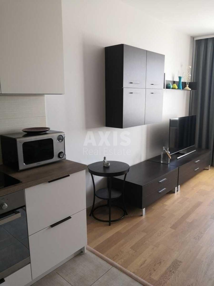 3k apartment vul. Golosii'vs'ka 131