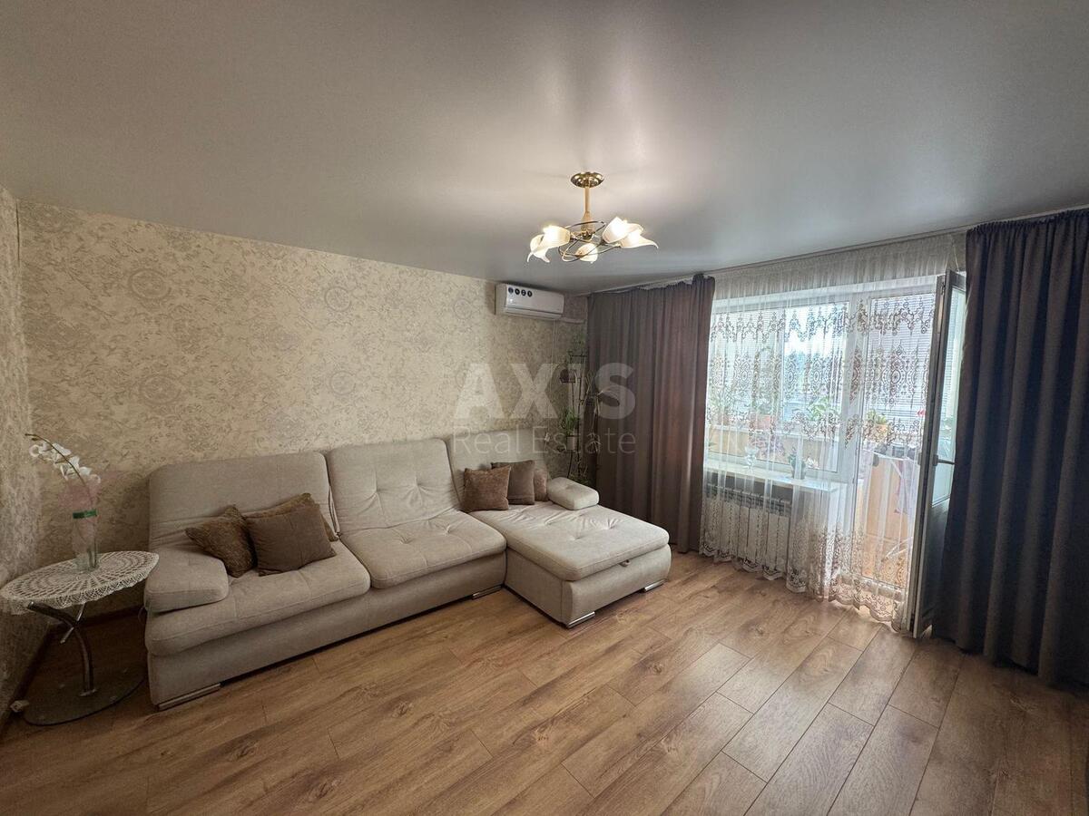3k apartment vul. Vitrjani Gory 21/7576930