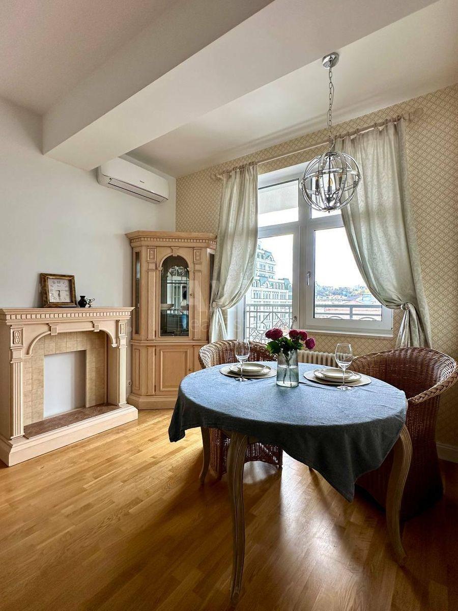 2k apartment vul. Spas'ka 350