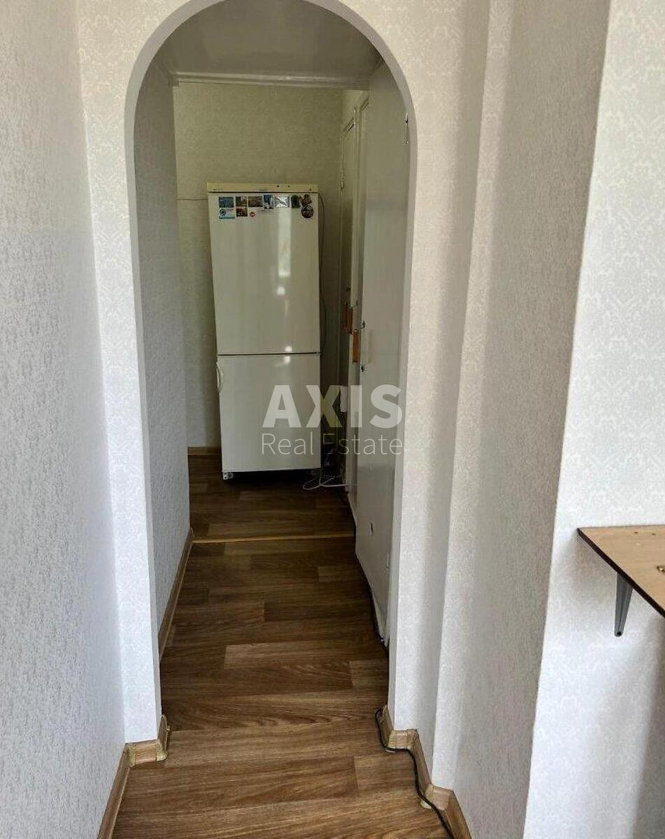 2k apartment vul. Symyrenka 55