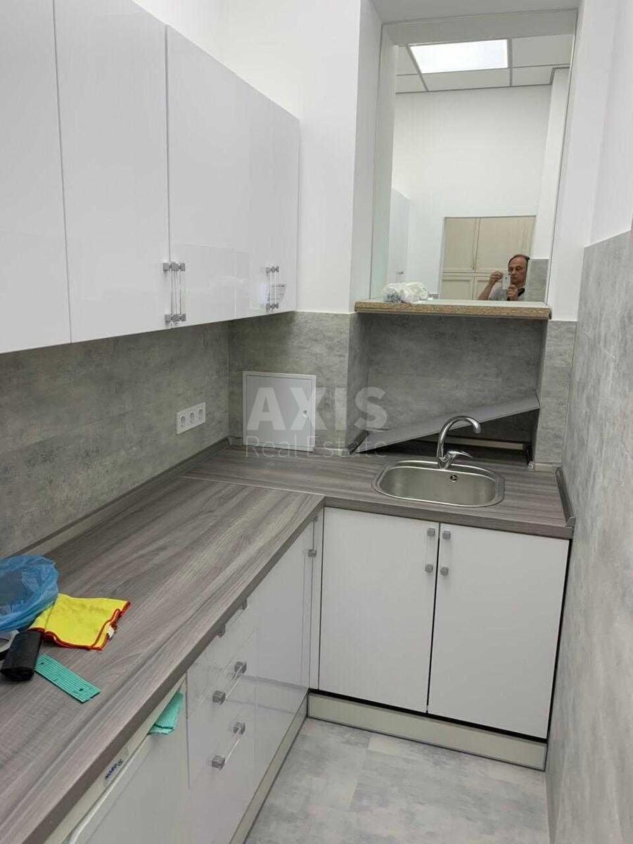 Office vul. Gonchara Olesja 67, 90m2594630
