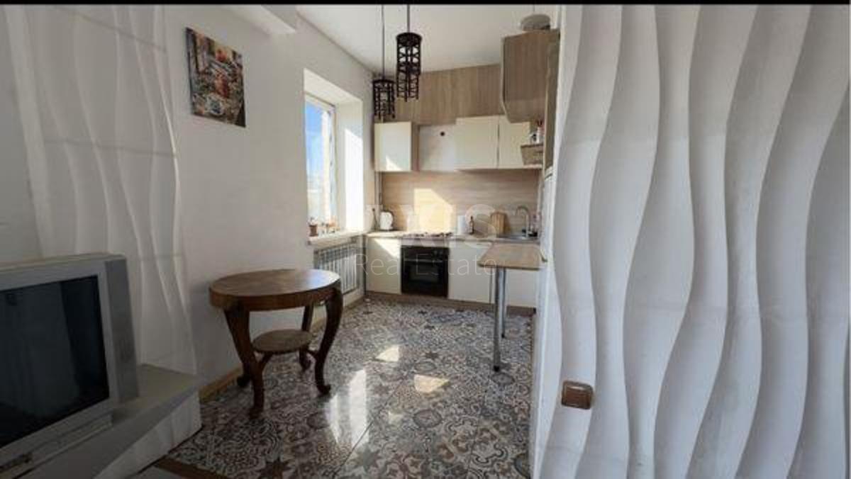 3k apartment vul. Kyrylivs'ka 109А0