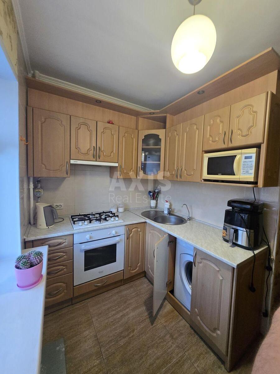 1k apartment prov. Kolomyjs'kyj 1259223