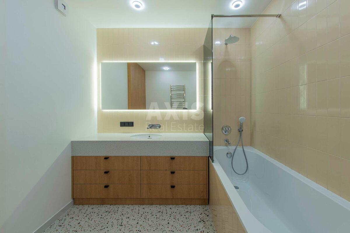 2k apartment vul. Glybochyc'ka 13583508