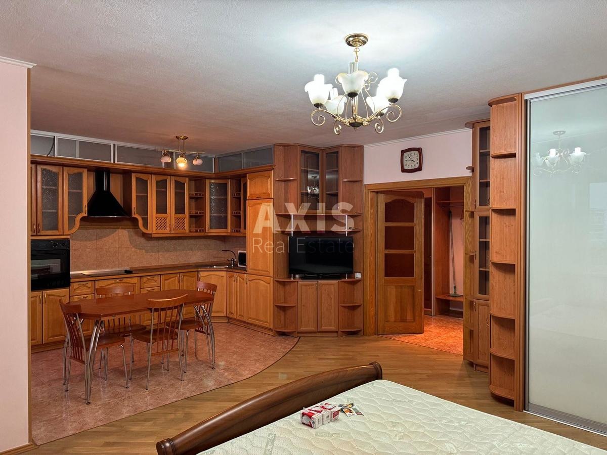 1k apartment vul. Velyka Vasyl'kivs'ka 180