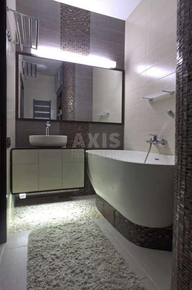 3k apartment vul. Dragomyrova Myhajla 183