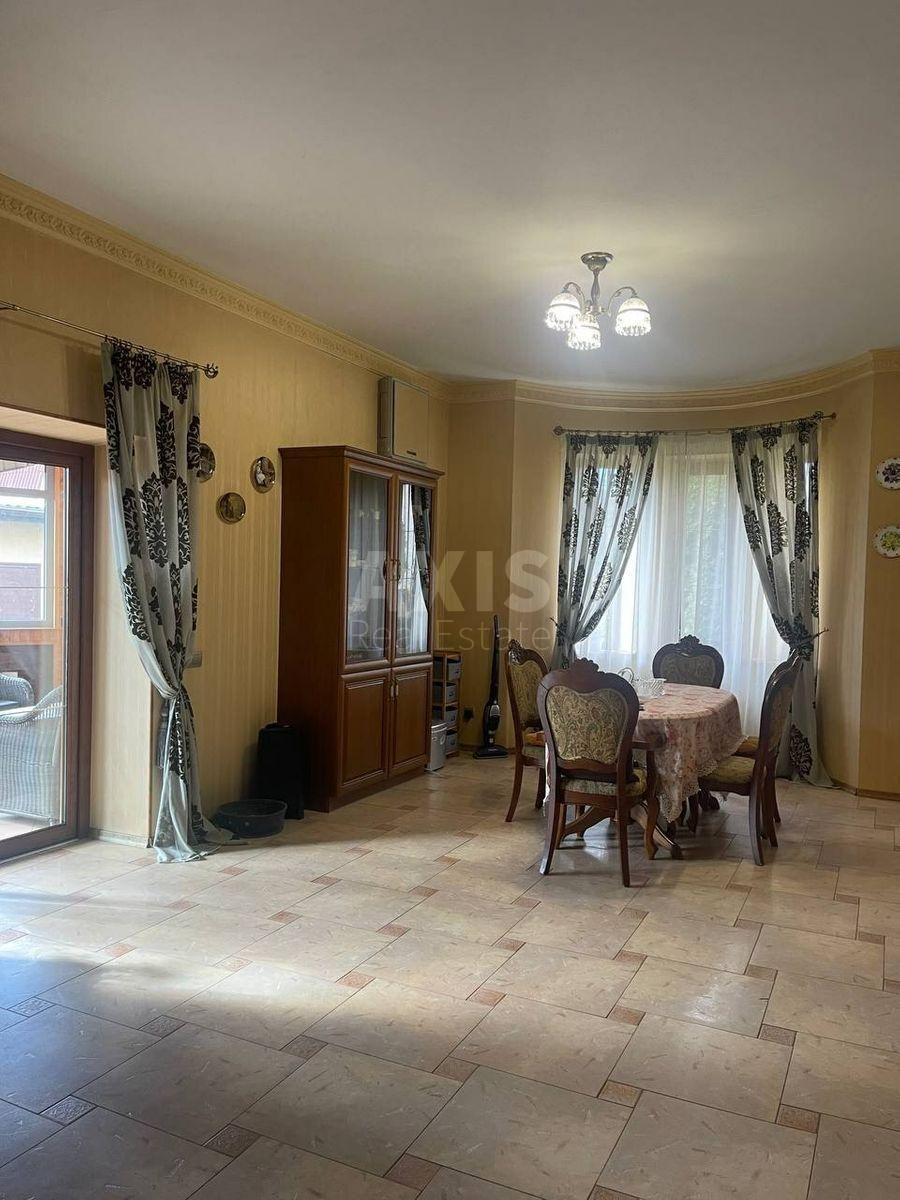 House vul. Entuziastiv 10-ta, 299m2, Kyiv city11