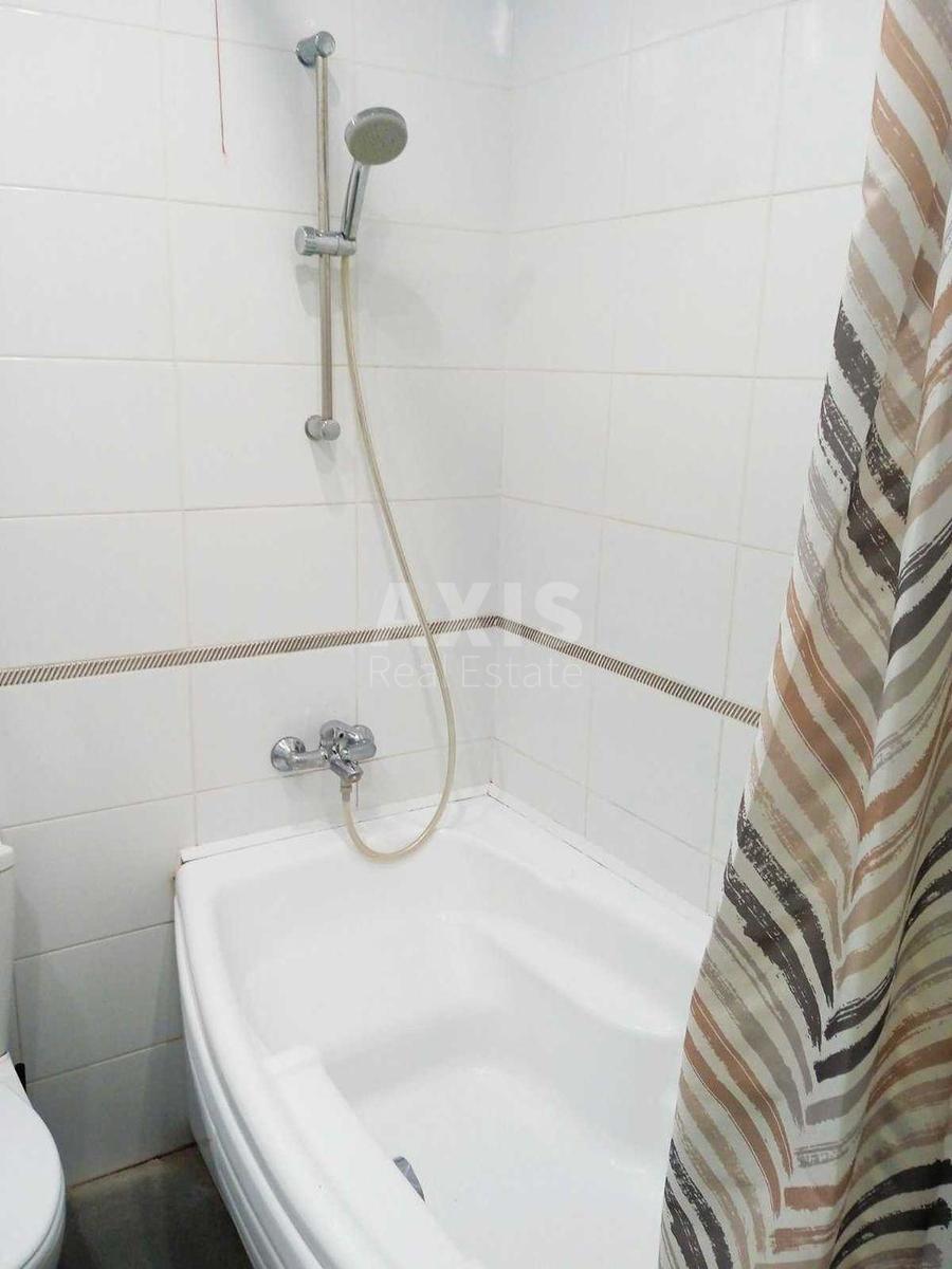 1k apartment vul. Golosii'vs'ka 13Б7