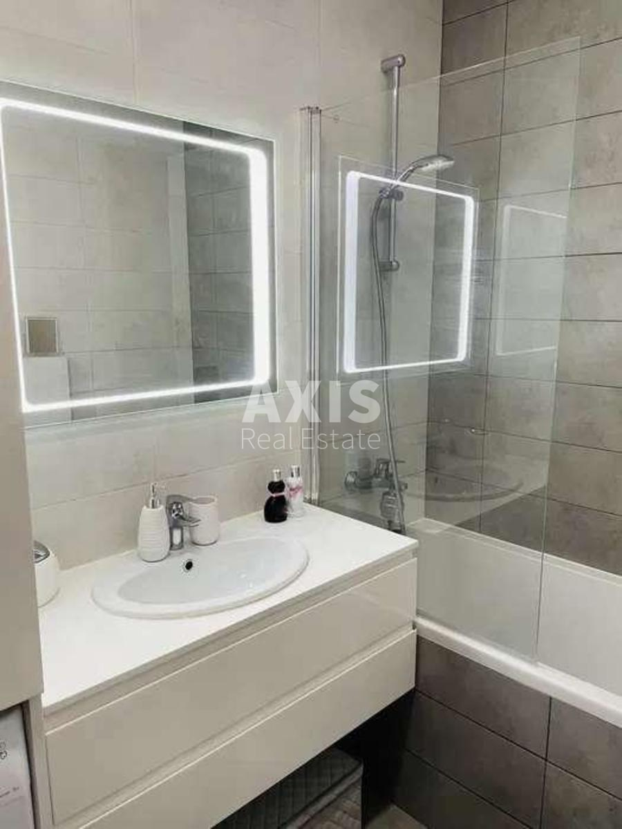 1k apartment vul. Saljutna 2Б4