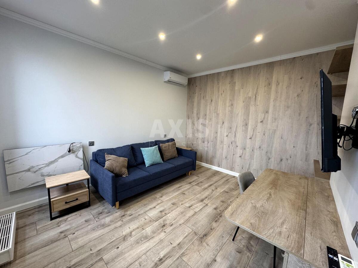 1k apartment vul. Antonovycha 44640204