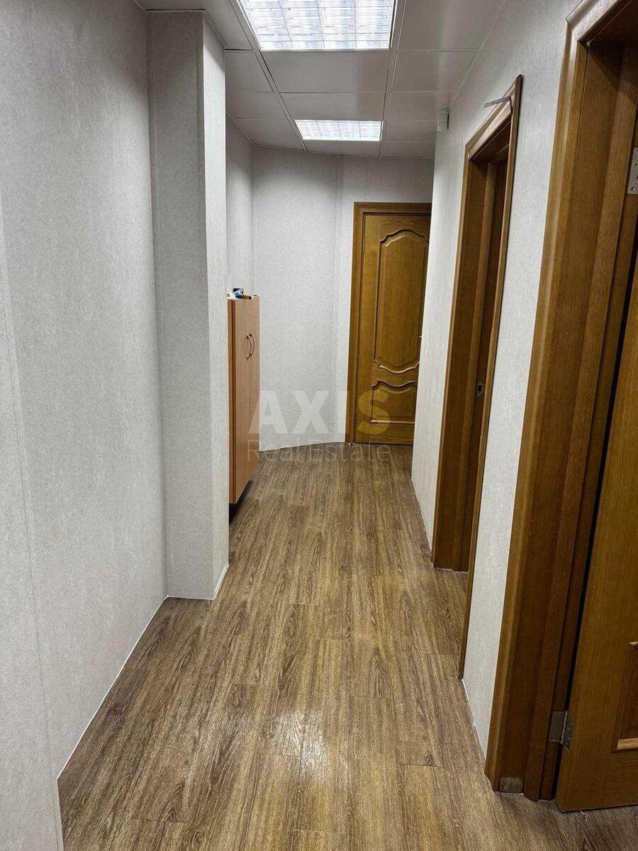 Office vul. Hreshhatyk 10Б, 45m2571289