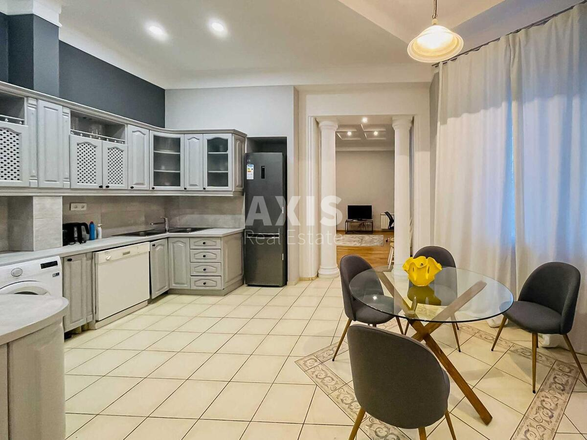 3k apartment vul. Mala Zhytomyrs'ka 50