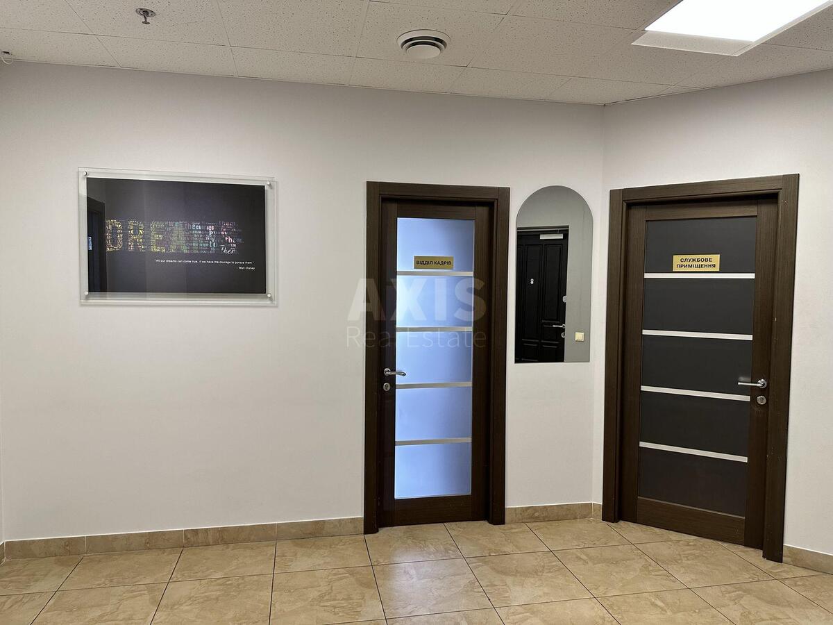 Office nab. Dniprovs'ka 26Г, 114m20